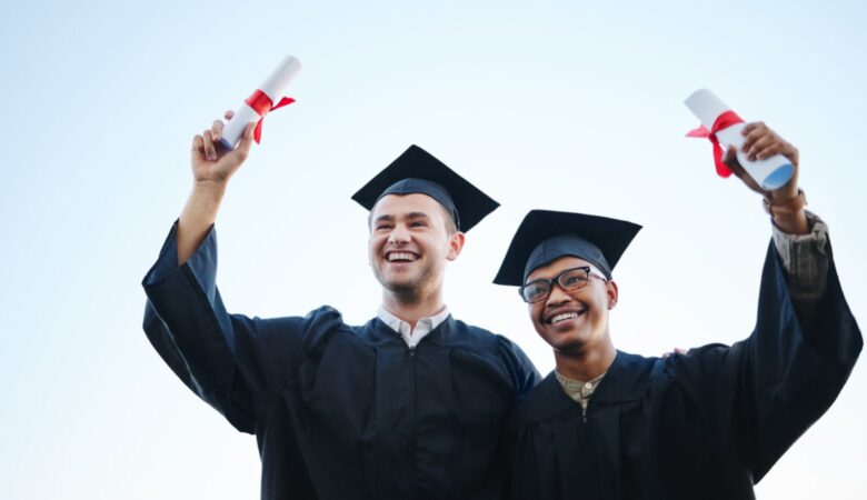 scholarship opportunities high school seniors, scholarships for high school students, high school senior scholarships, college scholarship guide, scholarship application tips, best scholarships for seniors, high school scholarship programs, local scholarships for seniors, financial aid for high school students, merit-based scholarships