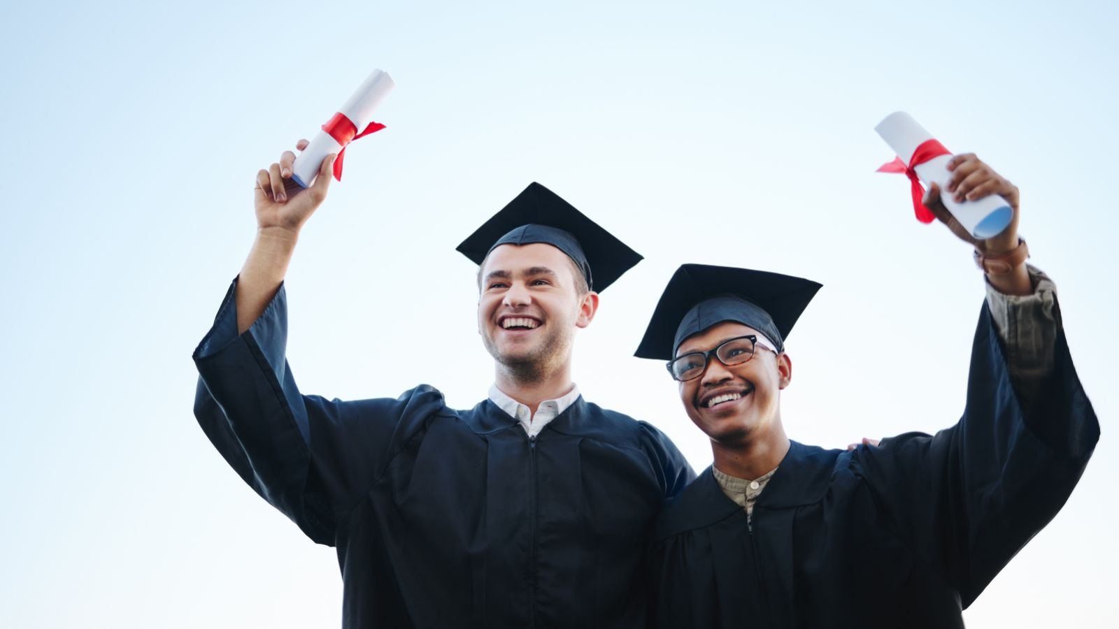 scholarship opportunities high school seniors, scholarships for high school students, high school senior scholarships, college scholarship guide, scholarship application tips, best scholarships for seniors, high school scholarship programs, local scholarships for seniors, financial aid for high school students, merit-based scholarships
